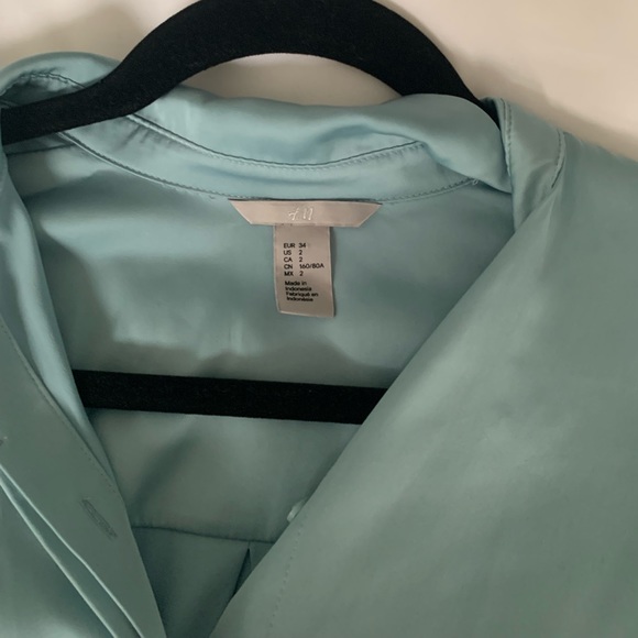 H&M Satin Button Down Shirt - Picture 3 of 4